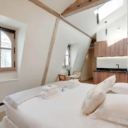 Apartment Beautiful - 2p - Vendome Square Paris