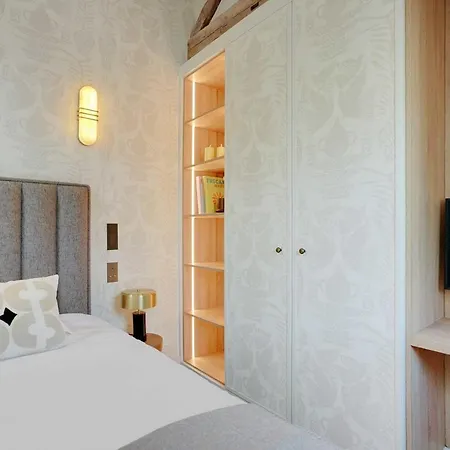 Beautiful - 2p - Vendome Square Apartment *